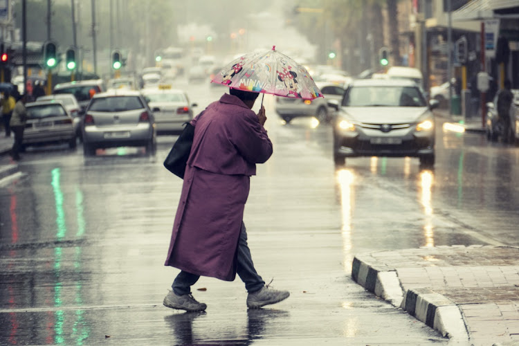 Thunderstorms, hail and cold front likely for Easter long weekend